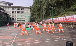 南江县兴马镇  家门口实现“老有所乐”